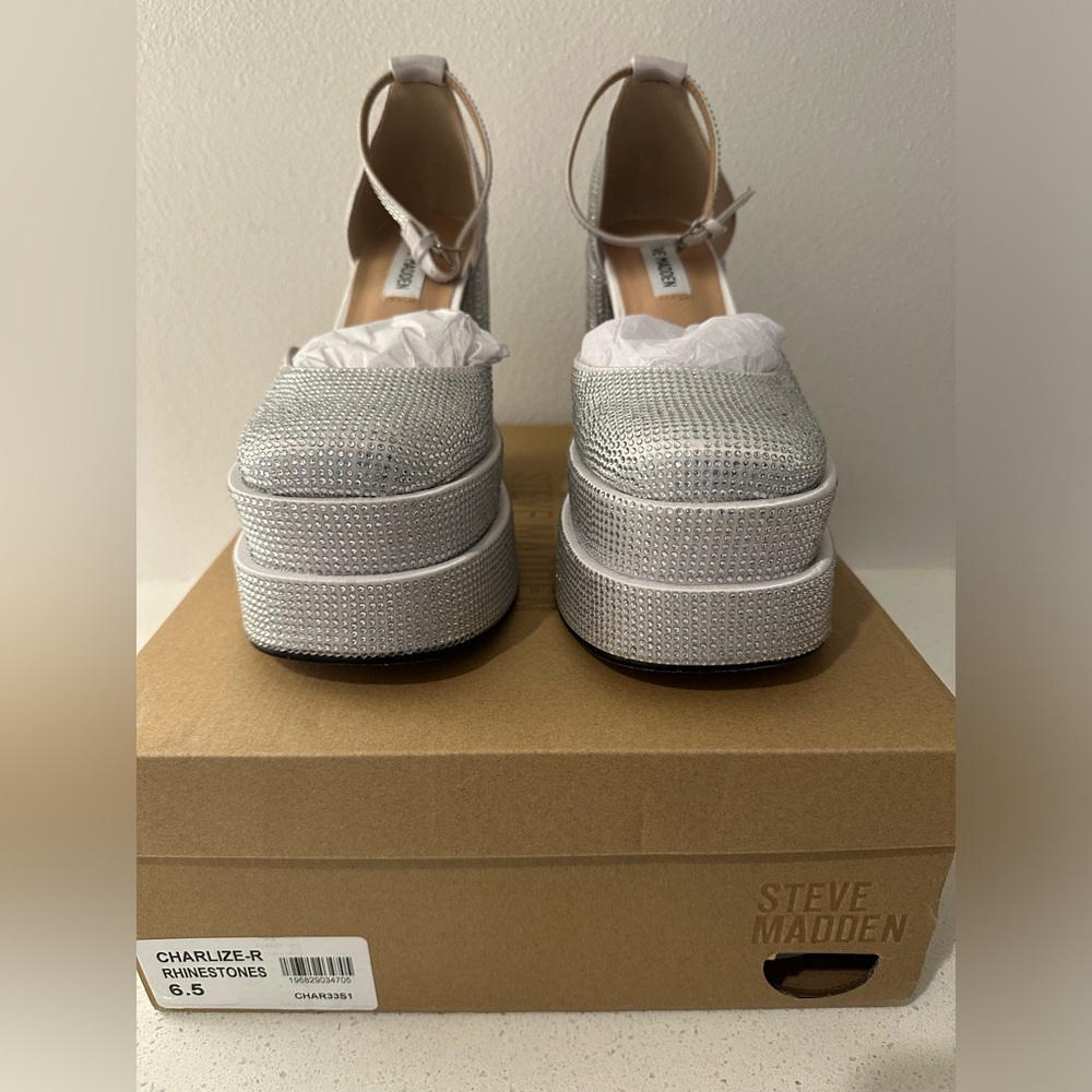 Steve Madden Charlize Rhinestone platform Mary Jane, size 6.5